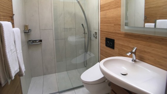 Renovated ski house bathroom by Kristina and Terry Itameri-Kinter Renovated ski house bathroom by Kristina and Terry Itameri-Kinter